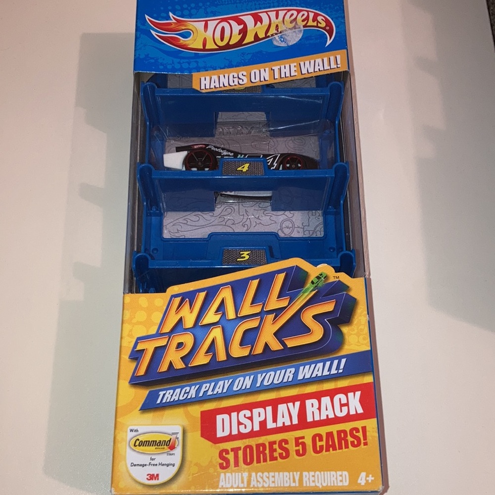 Hot Wheels Display Rack Wall Tracks - Picture 7 of 8